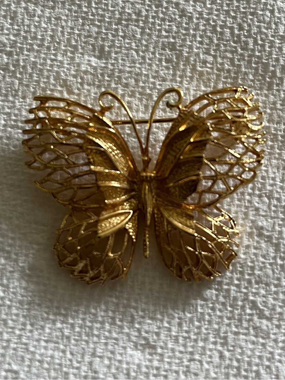 Sarah Coventry Gold Butterfly Brooch Pin